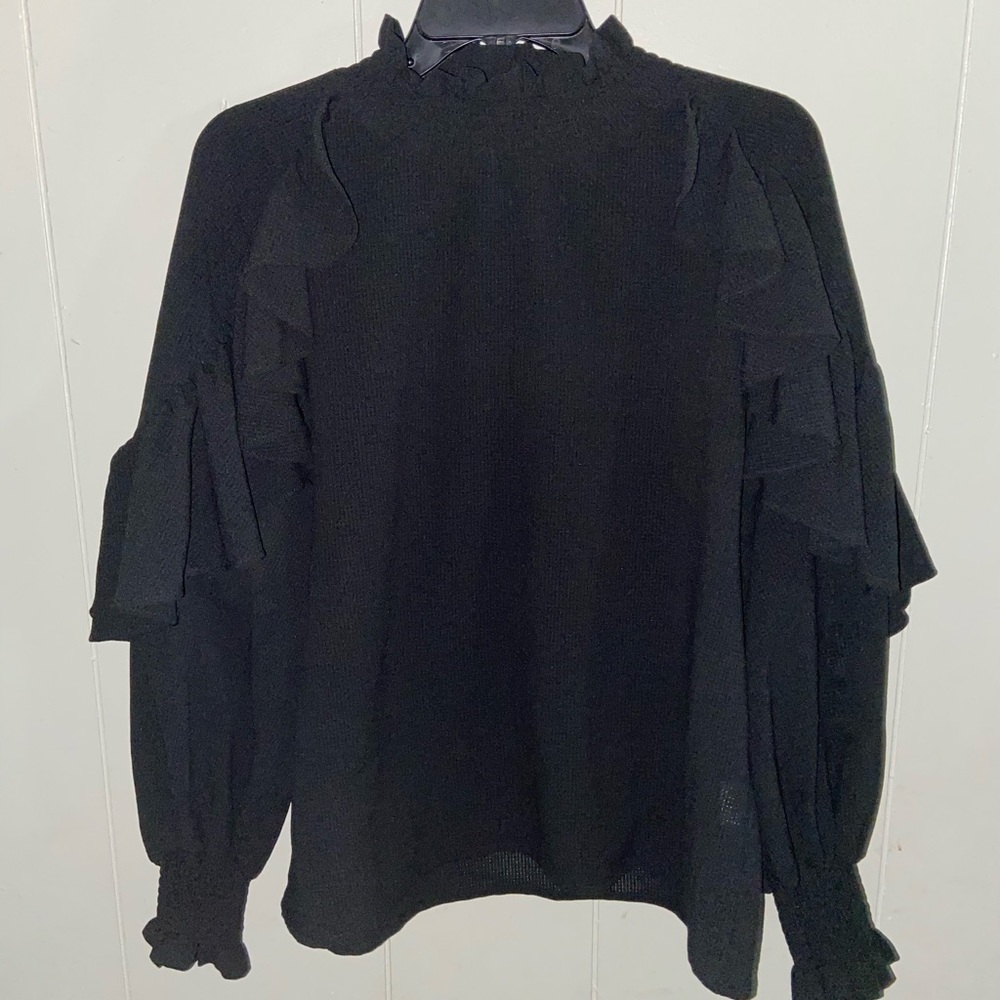 N by Nancy top